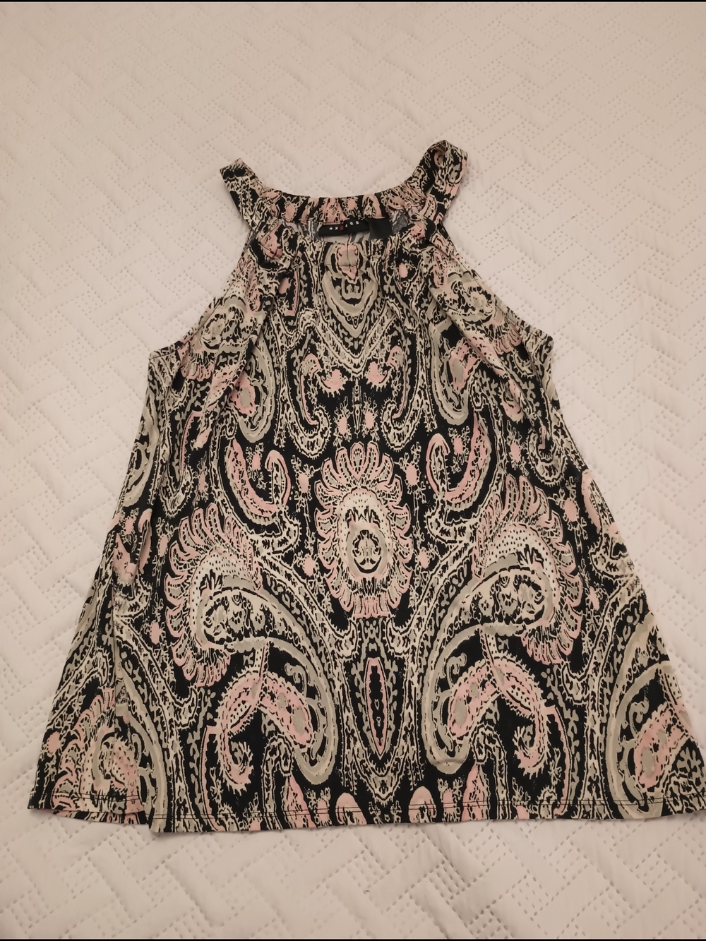 Axcess Black Paisley Halter Top M